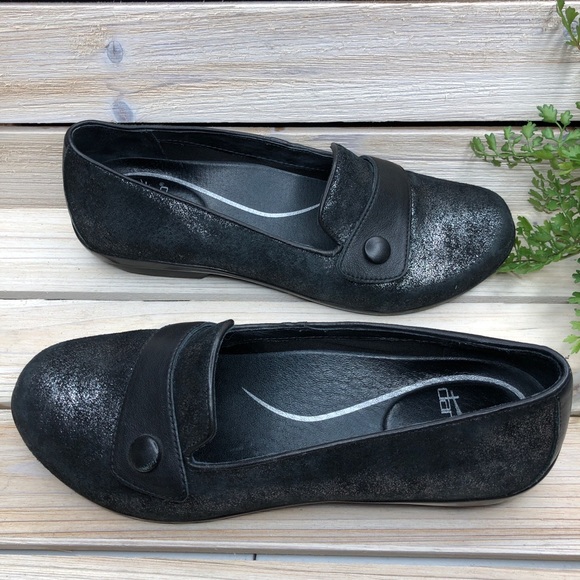 Dansko Women's Olena Flat  - Pewter Metallic - Picture 4 of 9